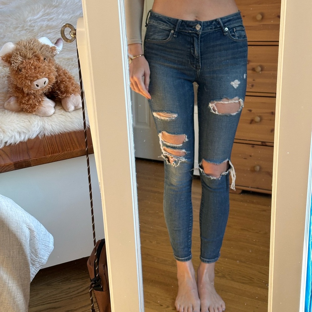 Abercrombie & Fitch Ripped Dark Blue Skinny Jeans